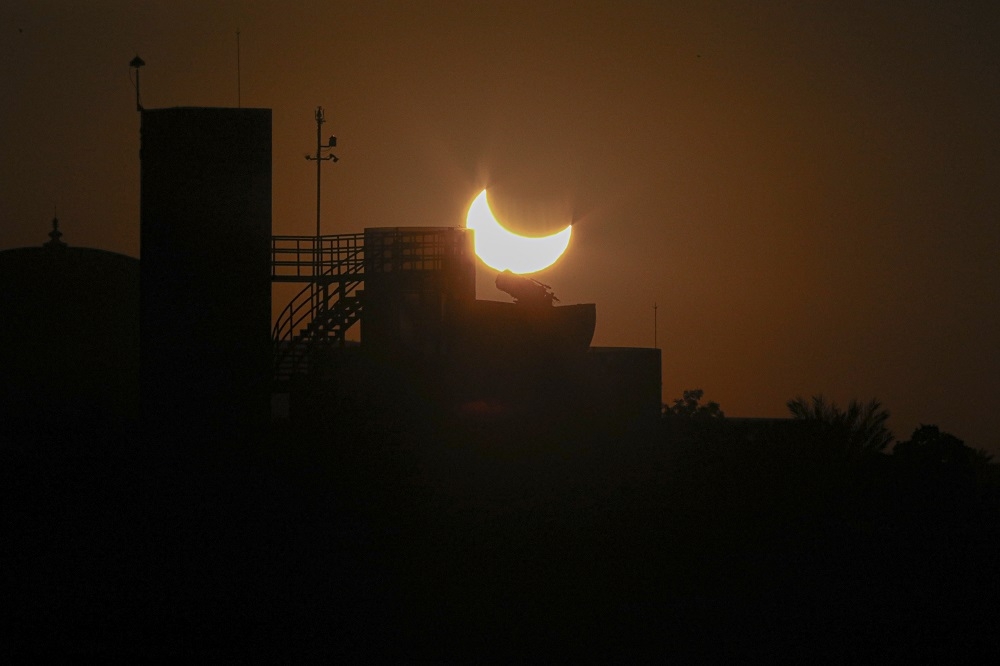 Partial Solar Eclipse Observation