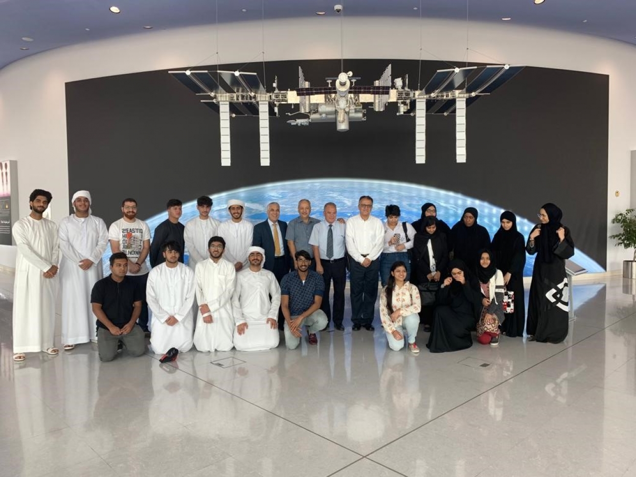 UAEU Students Visit SAASST
